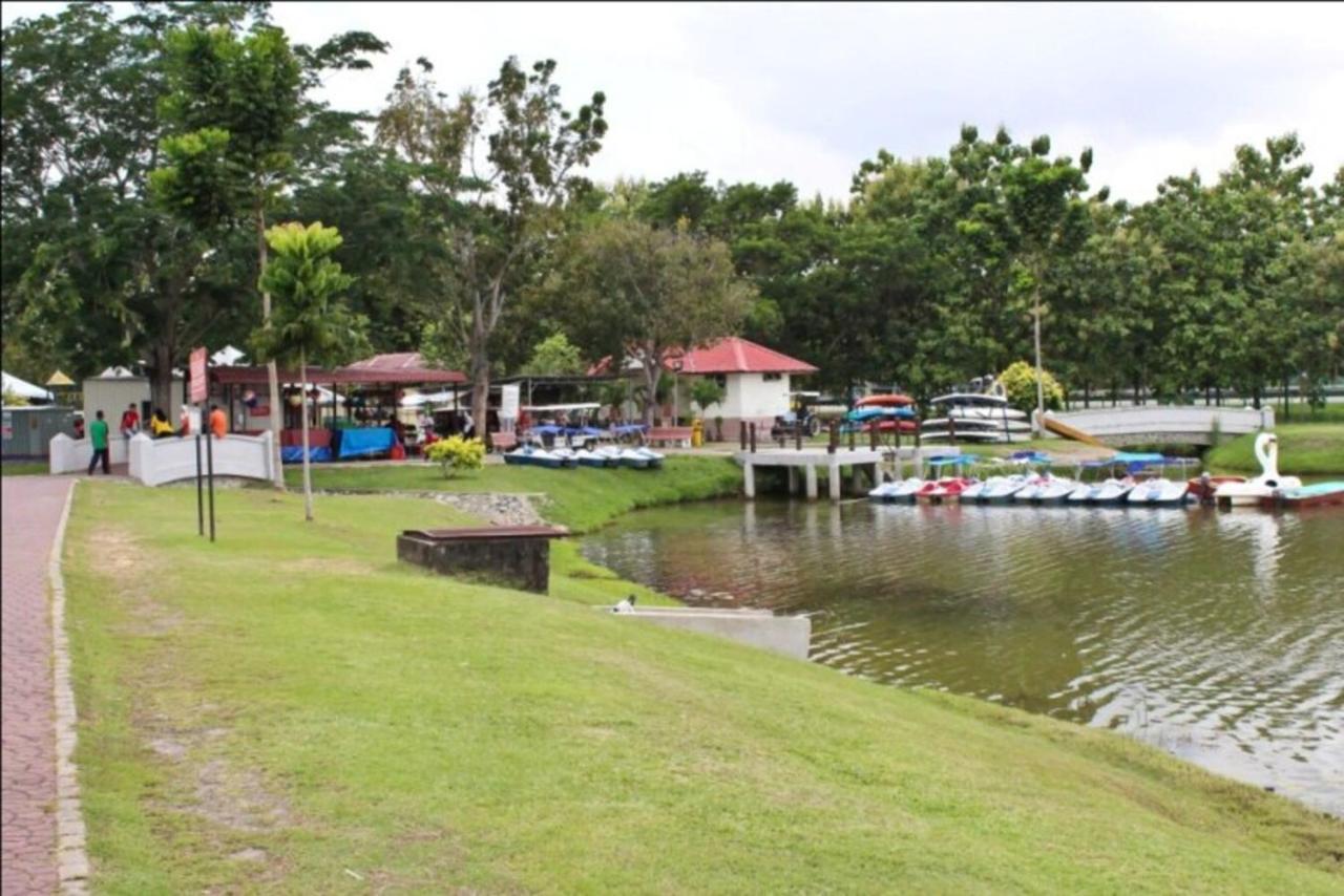 Jitra 4-Bedroom Home 10 Pax Wifi Netflix ภายนอก รูปภาพ